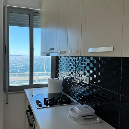 White Sea View 2 Apartment Sarandë