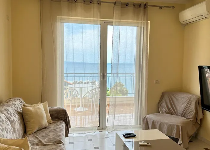 White Sea View 2 * Sarandë