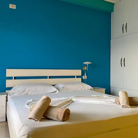 Апартаменты White Sea View 2 *