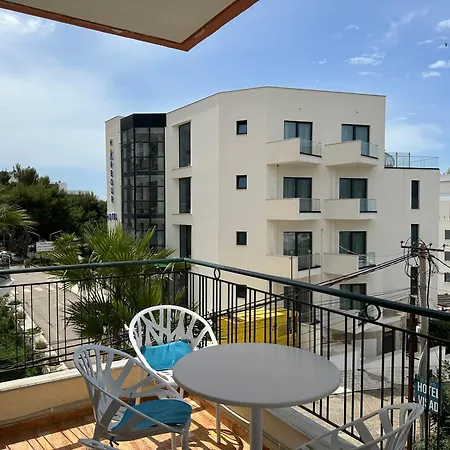 Апартаменты White Sea View 2